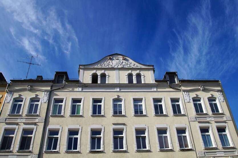 Studis aufgepasst! Modernisierte 2 Raum-Wohnung mit neuem Bad + Fußboden! 2 zimmer
