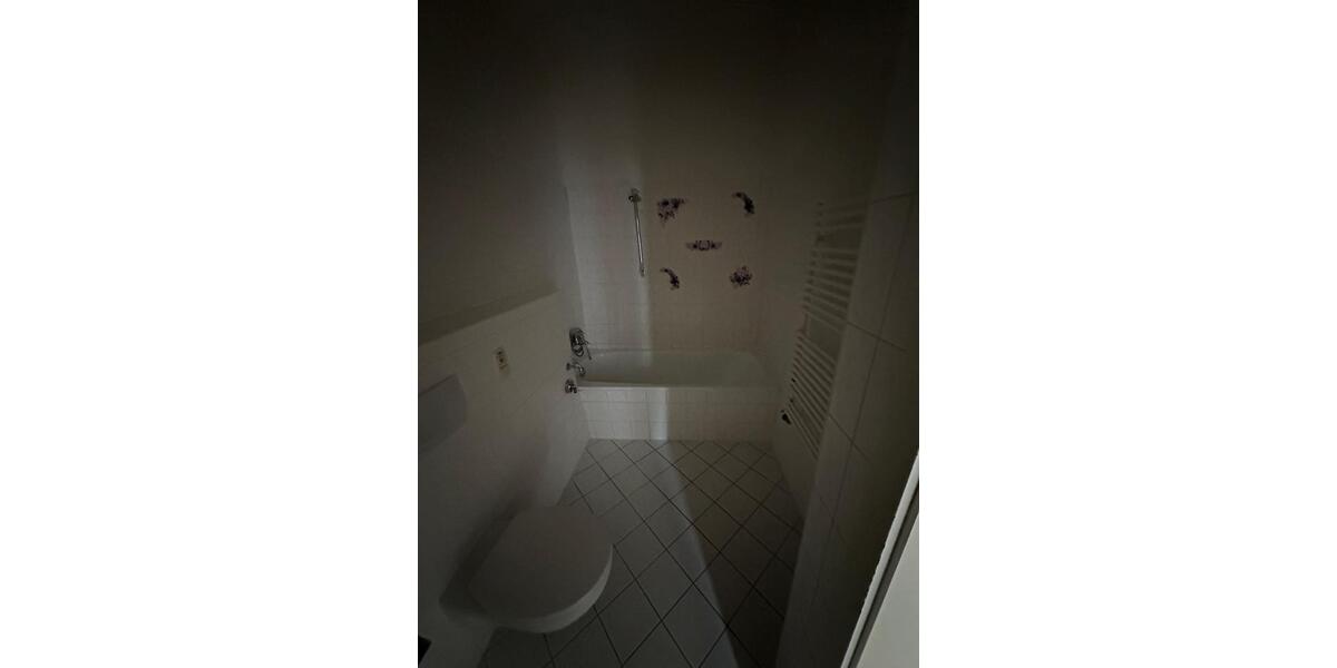 Etagenwohnung Magdeburg - 4 Zimmer, 88 m&sup2;, 618&euro; | Angebot:24407488
