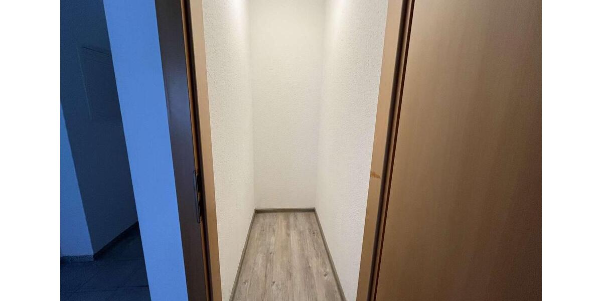 Etagenwohnung Halberstadt - 1 Zimmer, 42 m&sup2;, 239&euro; | Angebot:25903043
