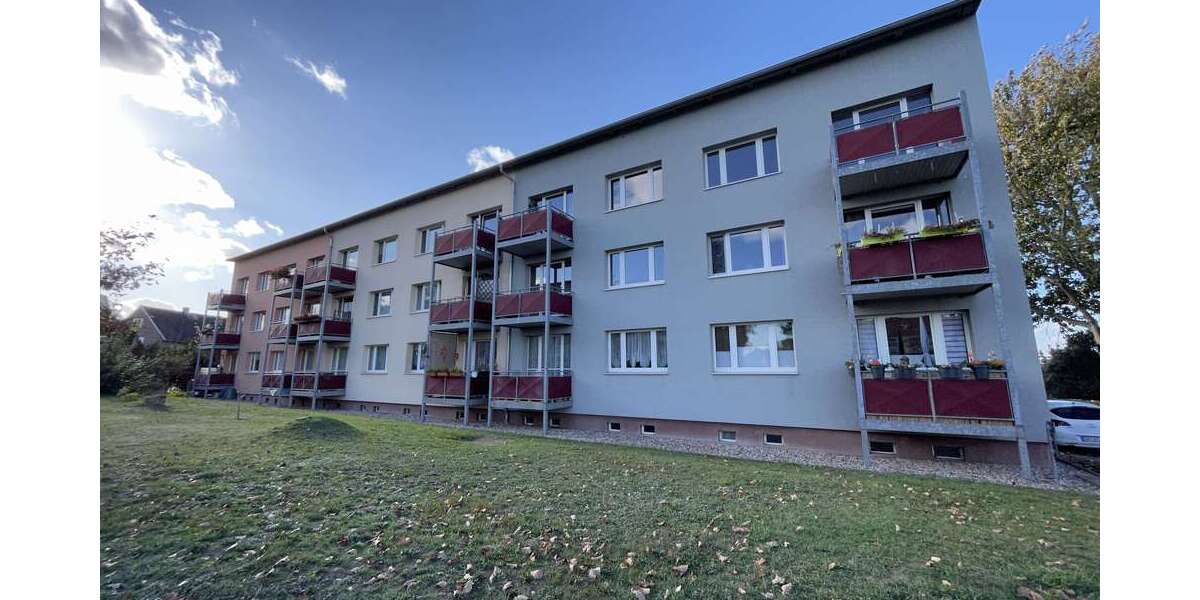 Etagenwohnung Wettin Löbejün - 3 Zimmer, 66 m&sup2;, 300&euro; | Angebot:27051870