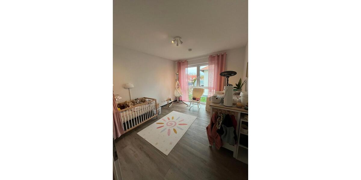 Etagenwohnung Wetter (Hessen) - 4 Zimmer, 115 m&sup2;, 1.300&euro; | Angebot:26210875