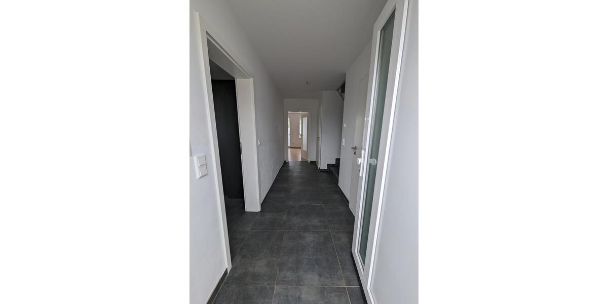 Reihenhaus Delitzsch - 4 Zimmer, 120 m&sup2;, 1.399&euro; | Angebot:25501585