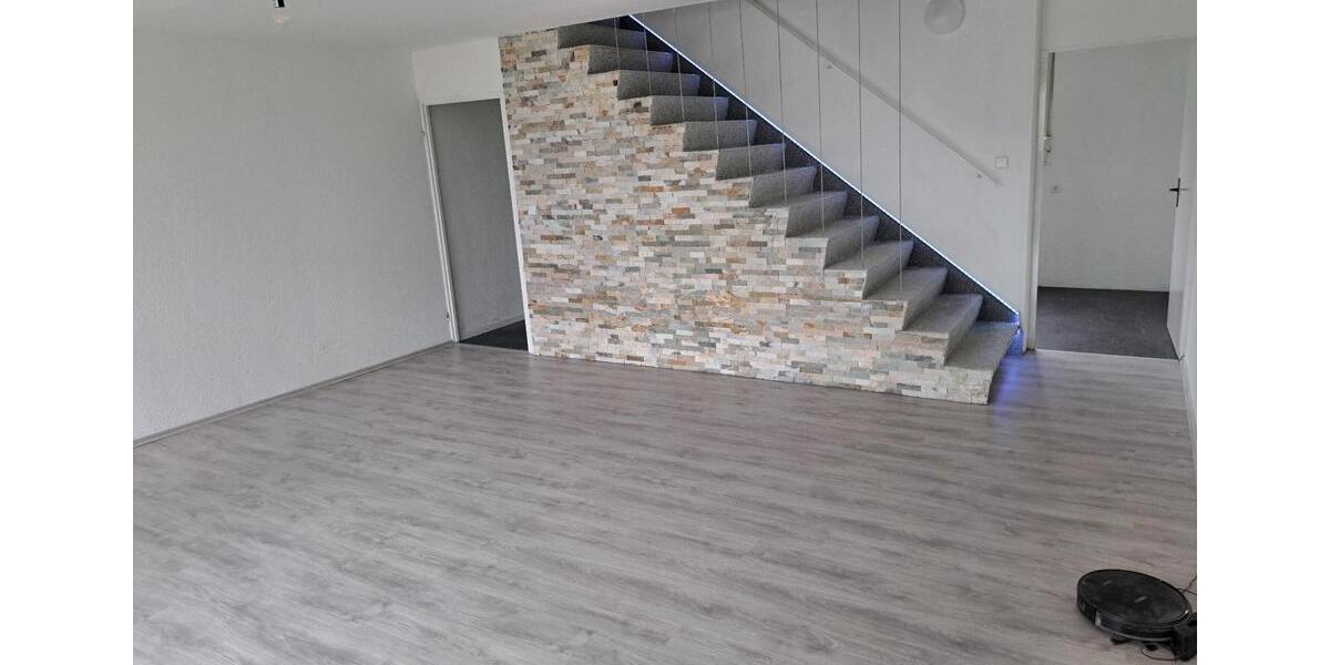 Reihenmittelhaus mit Terrasse und Garten mit Weitblick 4 zimmer