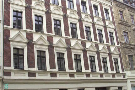 Gemütliche Dachgeschosswohnung mit Fahrstuhl 2 zimmer