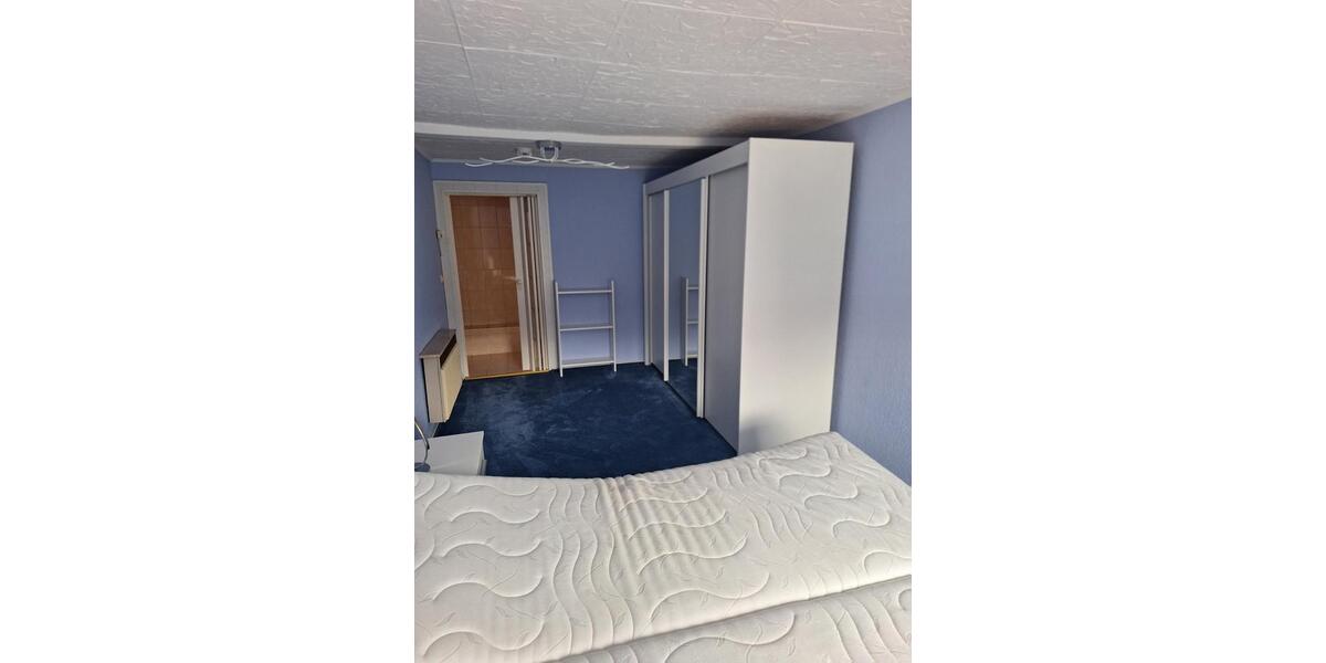 Dachgeschoßwohnung Pößneck - 2.5 Zimmer, 60 m&sup2;, 750&euro; | Angebot:24672571