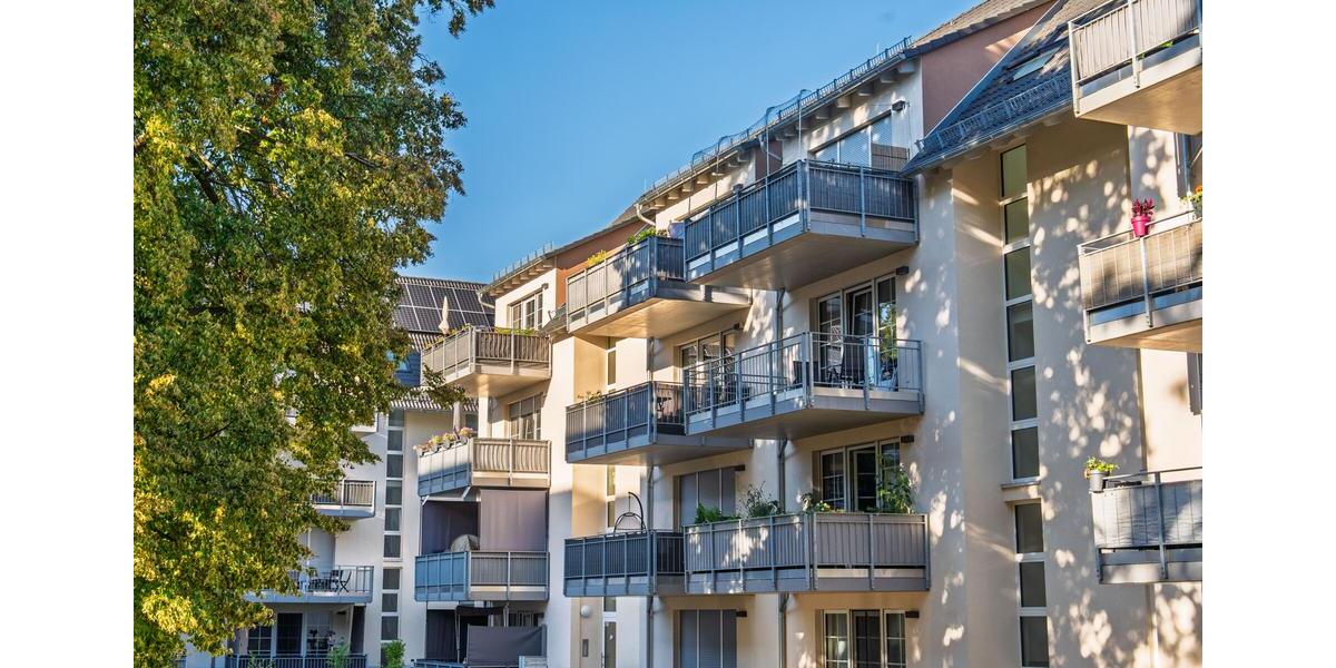 Dachgeschoßwohnung Freital - 4 Zimmer, 92 m&sup2;, 1.050&euro; | Angebot:25904327