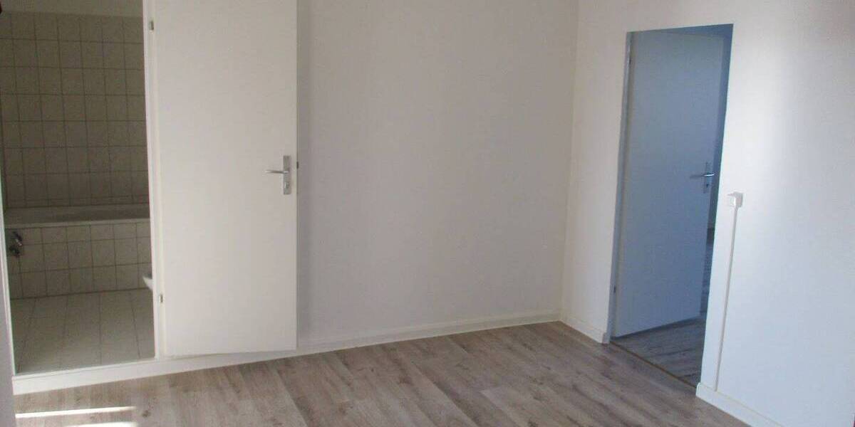 Etagenwohnung Brandenburg an der Havel Hohenstücken - 3 Zimmer, 69 m&sup2;, 480&euro; | Angebot:25970190