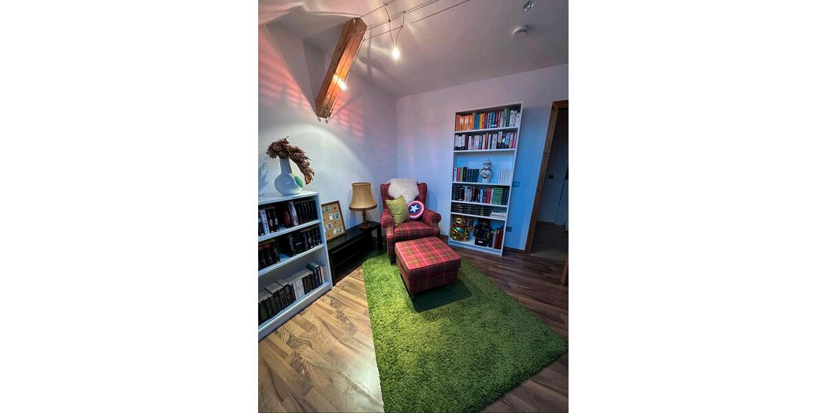 Dachgeschoßwohnung Hundsangen - 3 Zimmer, 88 m&sup2;, 830&euro; | Angebot:25838889