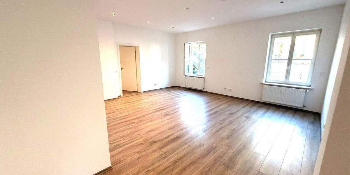 Etagenwohnung Kordel - 3 Zimmer, 92 m&sup2;, 775&euro; | Angebot:26740578