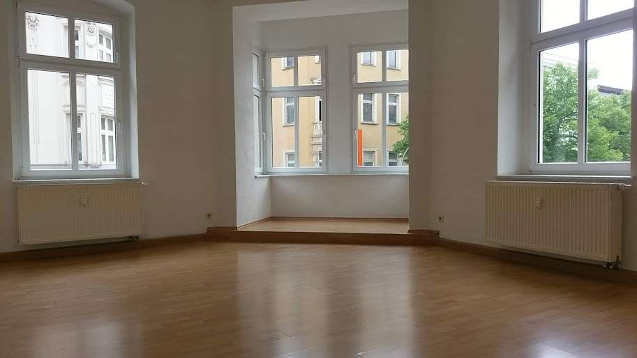Etagenwohnung Zeitz Luckenau - 6 Zimmer, 179 m&sup2;, 900&euro; | Angebot:25236206