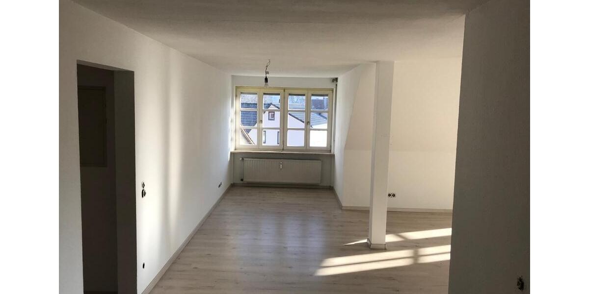 Dachgeschoßwohnung Trebgast - 3.5 Zimmer, 101 m&sup2;, 750&euro; | Angebot:24525570