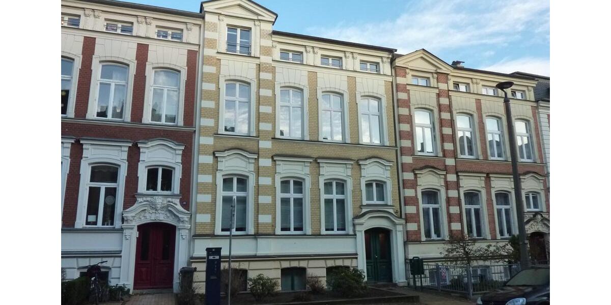 Dachgeschoßwohnung Schwerin - 3 Zimmer, 78 m&sup2;, 780&euro; | Angebot:25053592