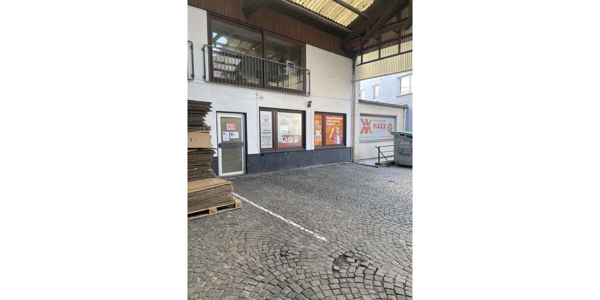 Einzelhandel in Solingen 1.750 € 568 m² zimmer