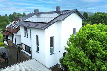 Haus Hasselroth - 5 Zimmer, 170 m&sup2;, 1.800&euro; | Angebot:26906088