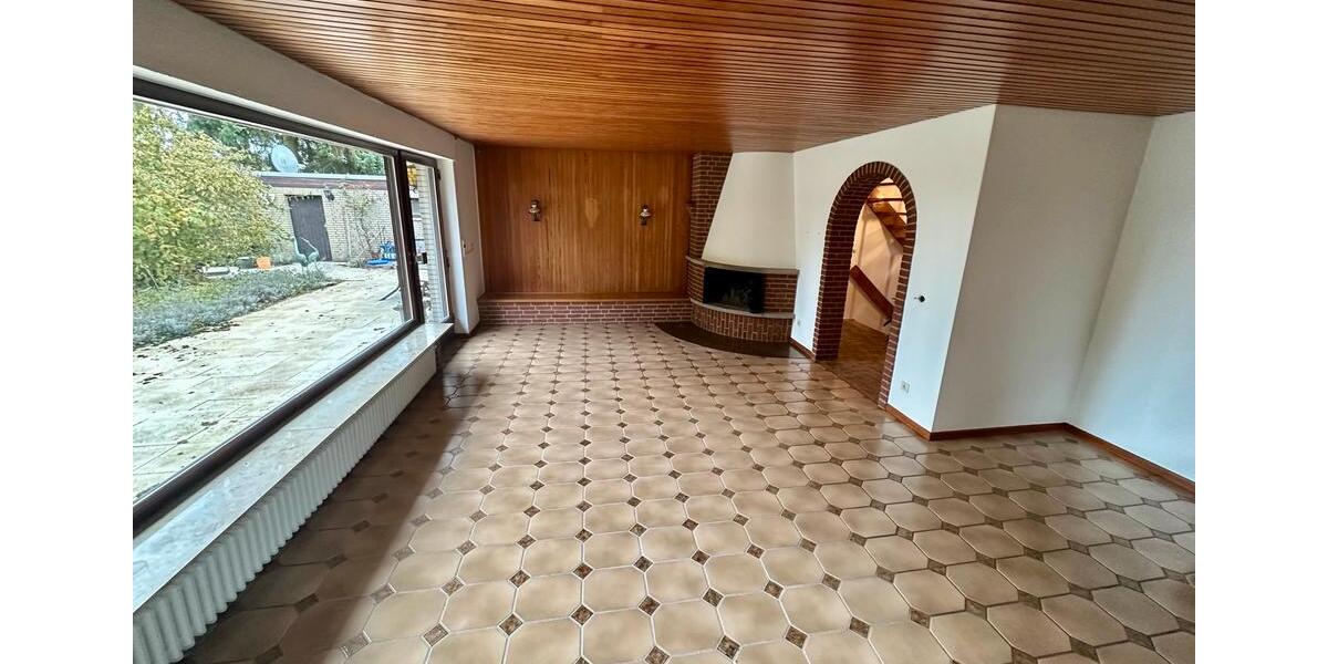 Großz.EFH, Nettokaltmiete 1.375,-€mtl. o. Kaufpreis. 289.000,-€ 5 zimmer