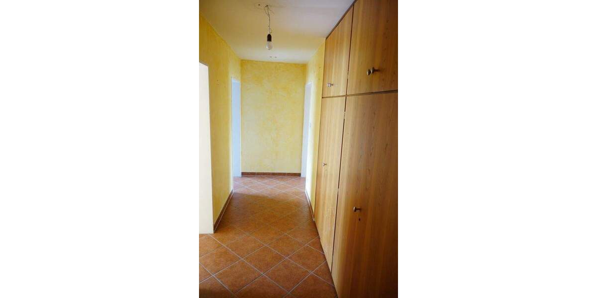 LET`S GO WEST ** Helle 2 Zi. Wohnung - mit großem Balkon und Einbauküche** 2 zimmer