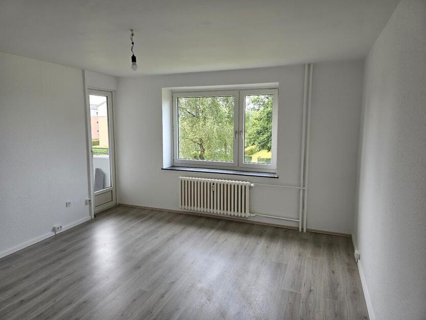 Modernisierte 2-Zimmer-Wohnung mit ca. 60,17m² Wohnfläche und Loggia