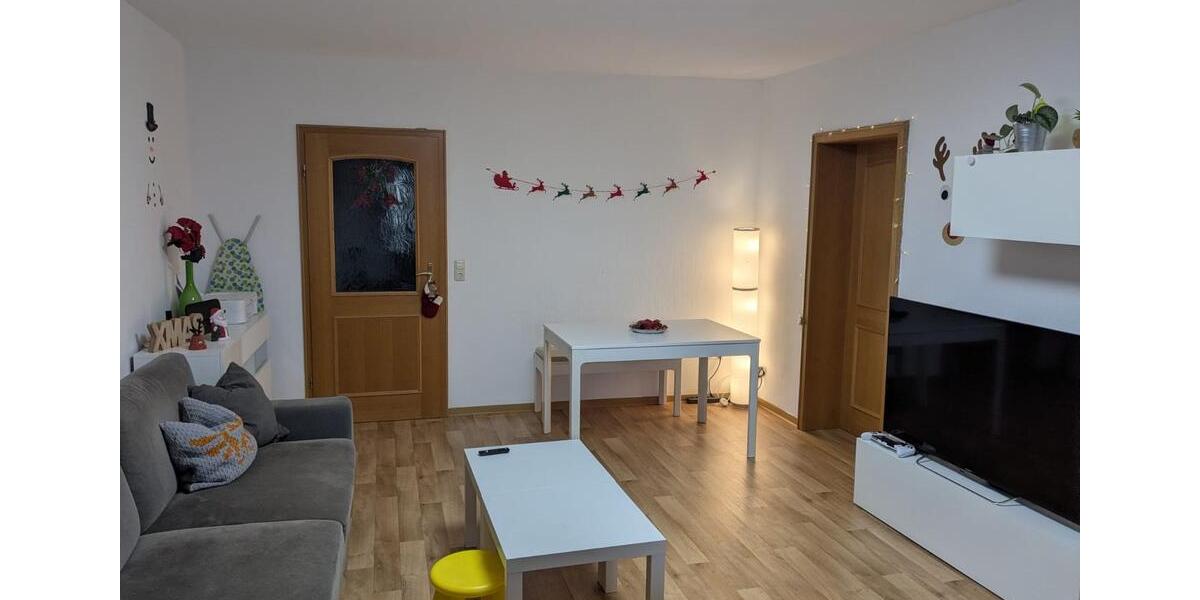 Etagenwohnung Hüttenberg - 3 Zimmer, 100 m&sup2;, 1.100&euro; | Angebot:24730514