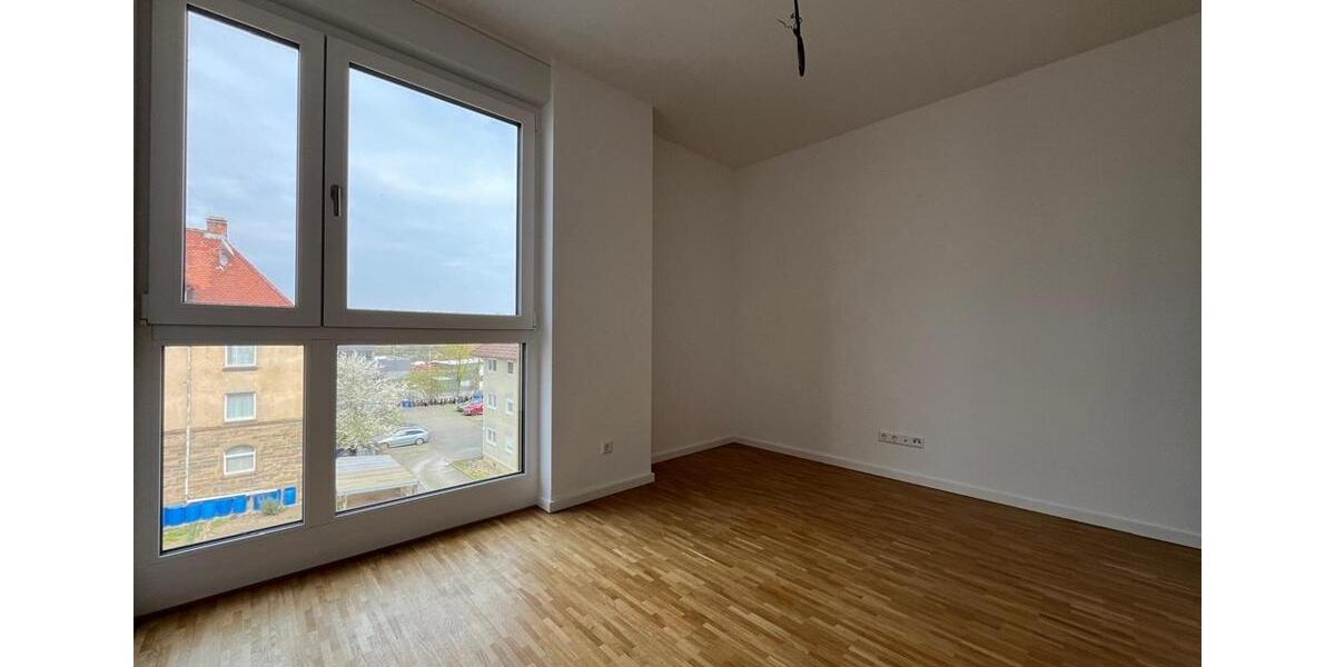 Dachgeschoßwohnung Bad Friedrichshall - 4 Zimmer, 135 m&sup2;, 1.861&euro; | Angebot:26068588
