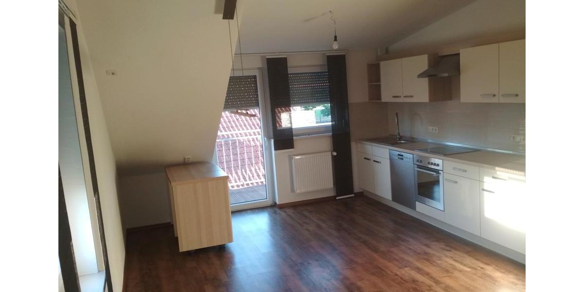 Dachgeschoßwohnung Steinberg am See Oder - 4 Zimmer, 87 m&sup2;, 760&euro; | Angebot:26697946