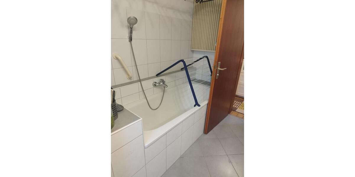 Erdgeschoßwohnung Gerolzhofen - 4 Zimmer, 105 m&sup2;, 720&euro; | Angebot:26496143