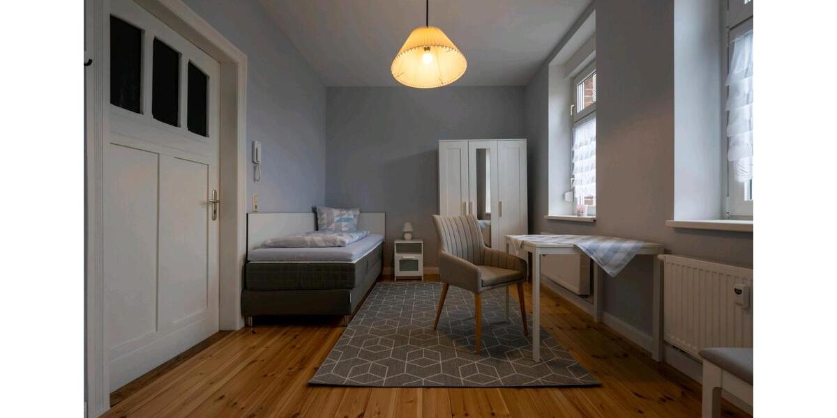 Wohnen auf Zeit Aken (Elbe) - 6 Zimmer, 25 m&sup2;, 470&euro; | Angebot:26420409