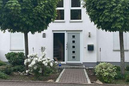 Haus Porta Westfalica - 4 Zimmer, 151 m&sup2;, 1.600&euro; | Angebot:26767354