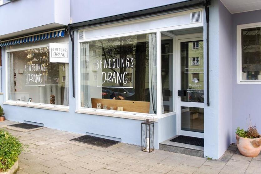 Yogastudio Ladengeschäft Büro in Nymphenburg von privat zimmer