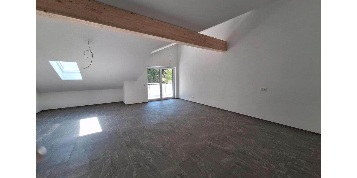 Etagenwohnung Teisnach - 2 Zimmer, 119 m&sup2;, 1.164&euro; | Angebot:26489935