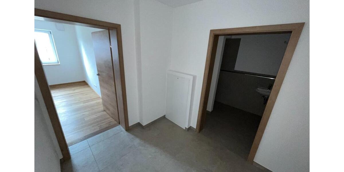 Etagenwohnung Töging am Inn - 2 Zimmer, 76 m&sup2;, 901&euro; | Angebot:23793848