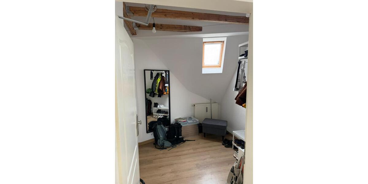 Dachgeschoßwohnung Osnabrück Nahne - 3 Zimmer, 90 m&sup2;, 900&euro; | Angebot:26623557