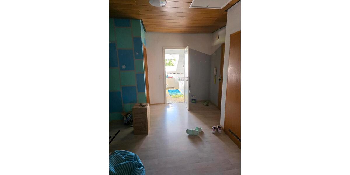 Dachgeschoßwohnung Waghäusel - 2 Zimmer, 90 m&sup2;, 975&euro; | Angebot:26676215