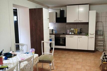 3 Zimmer groß WG 1 zimmer