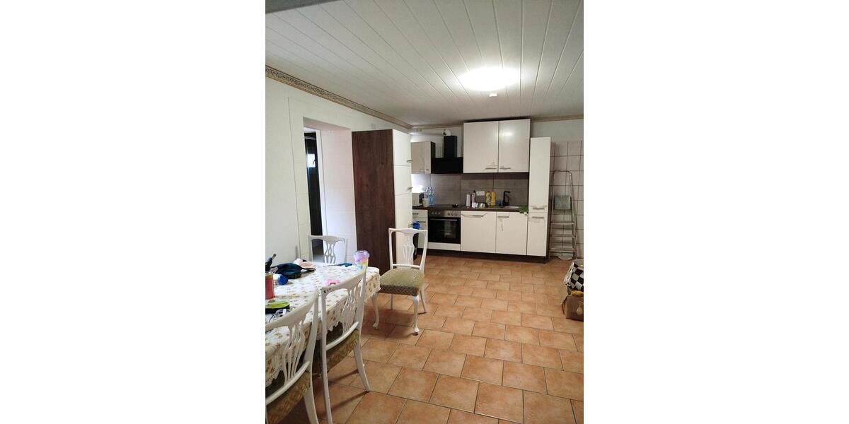 3 Zimmer groß WG 1 zimmer