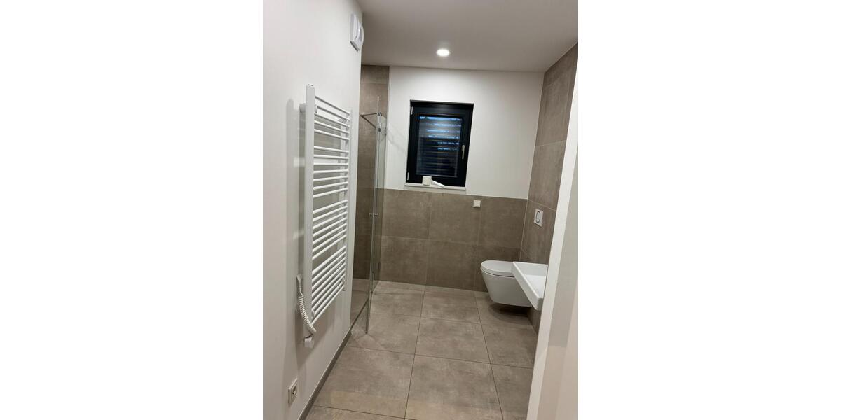 Dachgeschoßwohnung Falkensee - 2.5 Zimmer, 69 m&sup2;, 1.620&euro; | Angebot:23808834