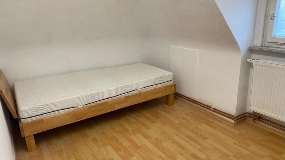 Wohnen auf Zeit Reutlingen Reutlingen-Betzingen - 1 Zimmer, 9 m&sup2;, 390&euro; | Angebot:24655824
