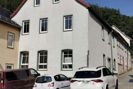 Wohnung Leutenberg - 2 Zimmer, 49 m&sup2;, 300&euro; | Angebot:27192123