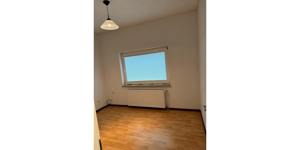 Erdgeschoßwohnung Upgant-Schott Schott - 4 Zimmer, 120 m&sup2;, 1.200&euro; | Angebot:24564535