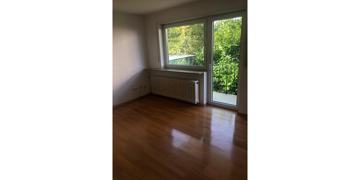 Etagenwohnung Weisenheim am Sand - 3.5 Zimmer, 90 m&sup2;, 925&euro; | Angebot:26250620
