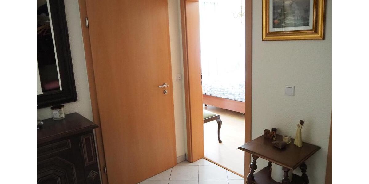 Erdgeschoßwohnung Marsberg - 2.5 Zimmer, 94 m&sup2;, 720&euro; | Angebot:26568373