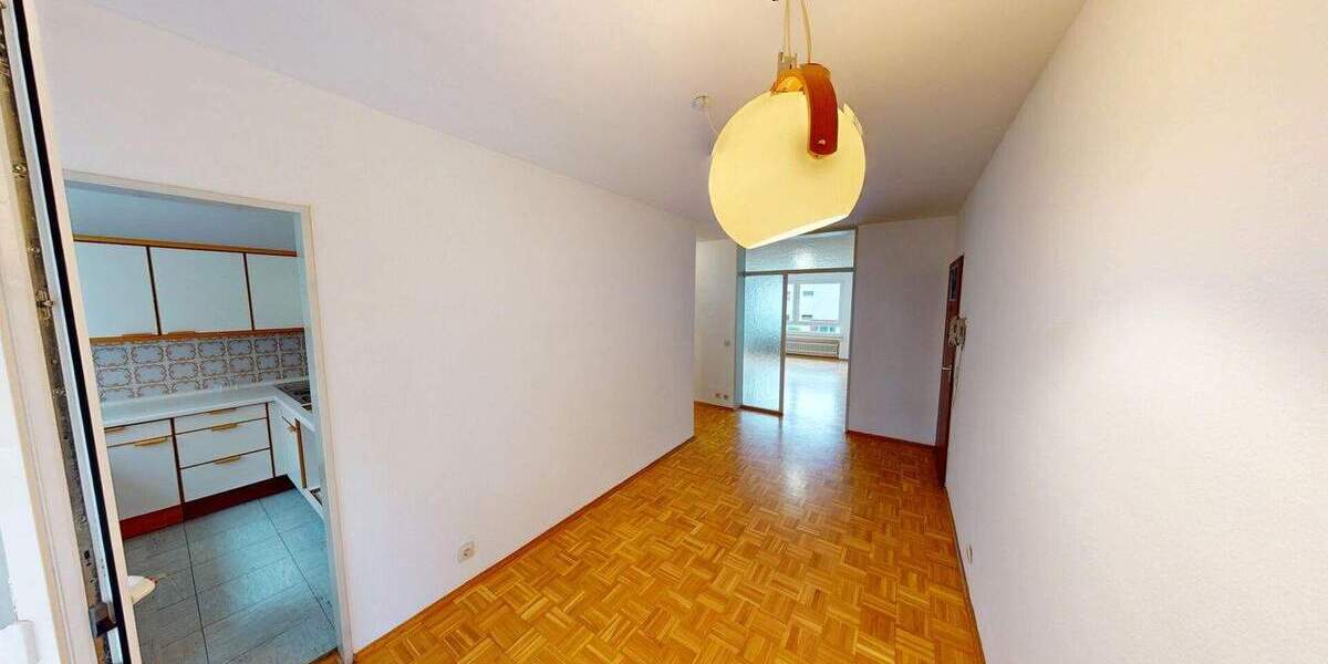 Gepflegte 3-Zimmer-Wohnung mit Parkett + zwei Balkonen in ruhigem 6-Parteien-Haus in Aachen-Zentrum 3 zimmer