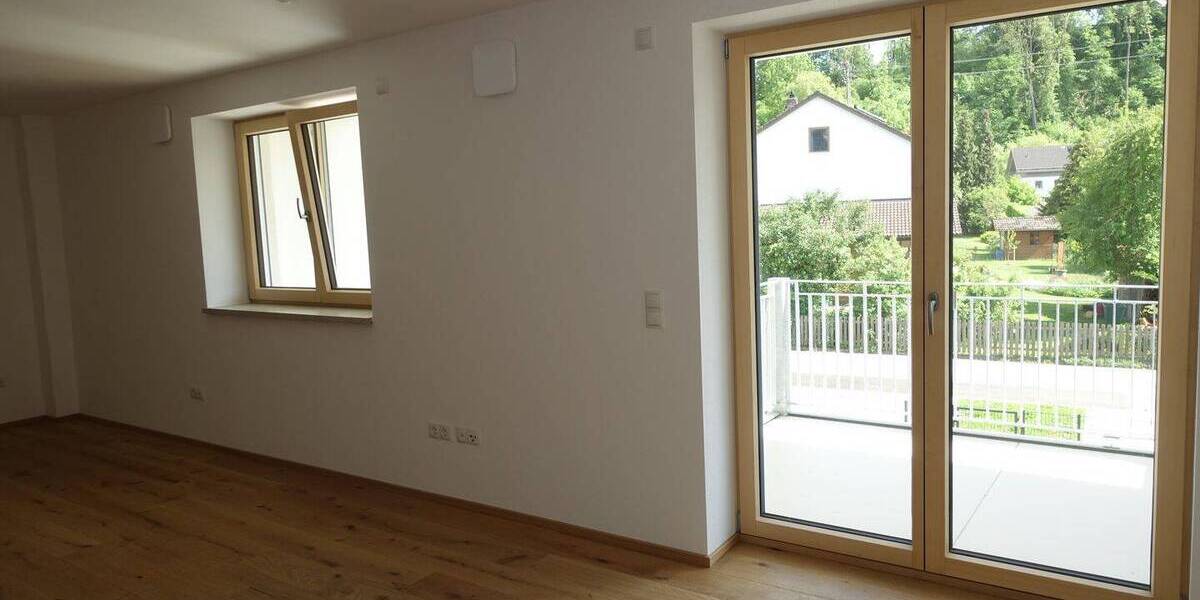 Etagenwohnung Kraiburg - 3 Zimmer, 73 m&sup2;, 925&euro; | Angebot:26820668
