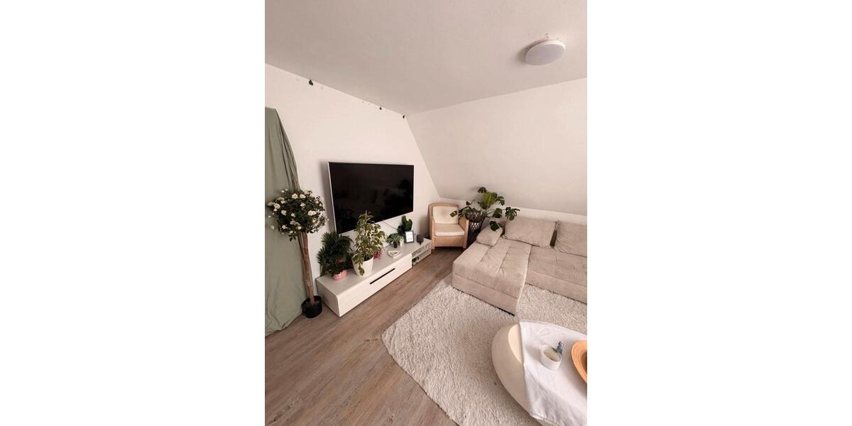 Dachgeschoßwohnung Neunkirchen - 3 Zimmer, 54 m&sup2;, 658&euro; | Angebot:26491192