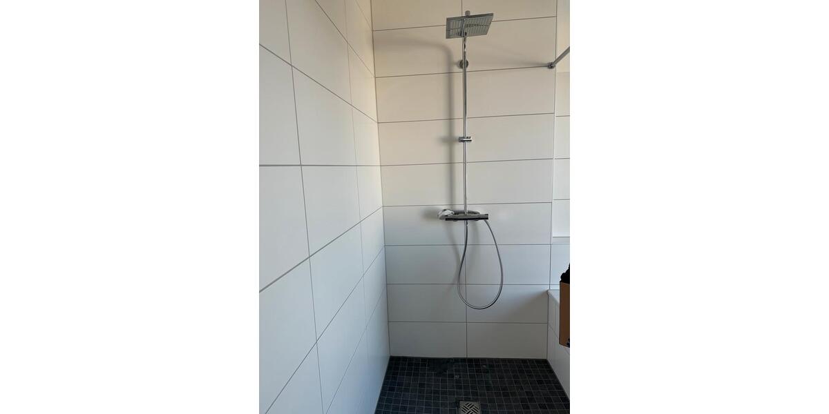 Einfamilienhaus Pforzheim Nordstadt - 2 Zimmer, 83 m&sup2;, 1.550&euro; | Angebot:25804691