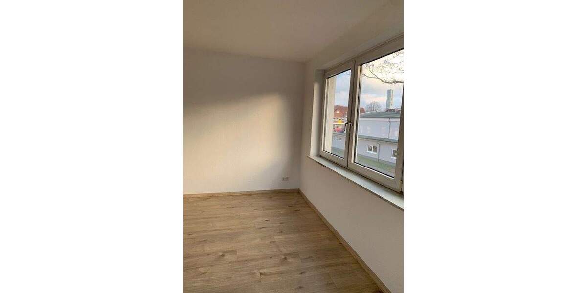 Etagenwohnung Wilhelmshaven / Heppens Heppens - 4 Zimmer, 80 m&sup2;, 630&euro; | Angebot:25696204