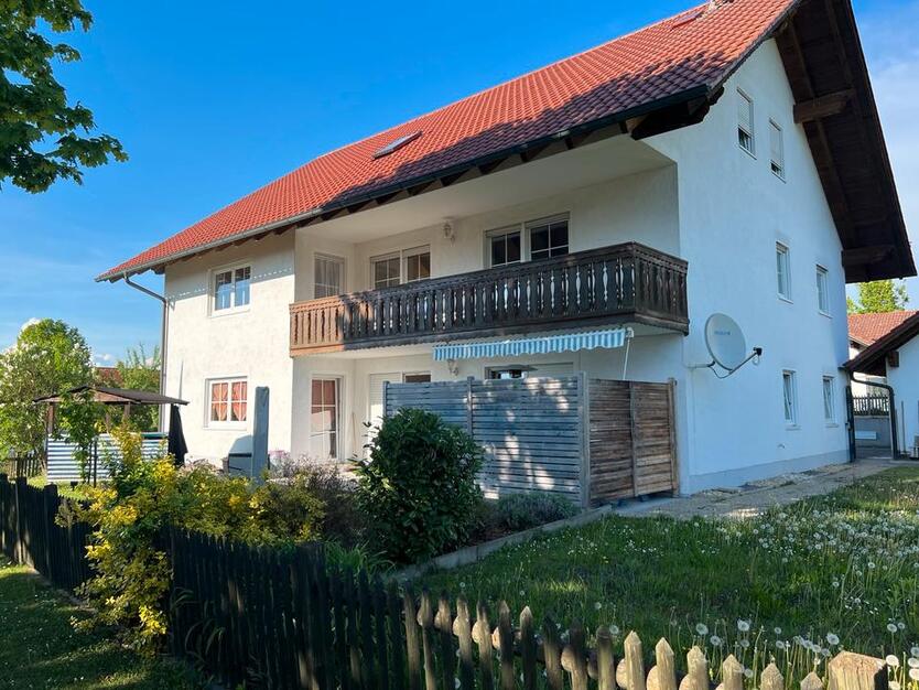 Helle großzügige 5-Zimmer-Wohnung mit Balkon und Gartennutzung zimmer