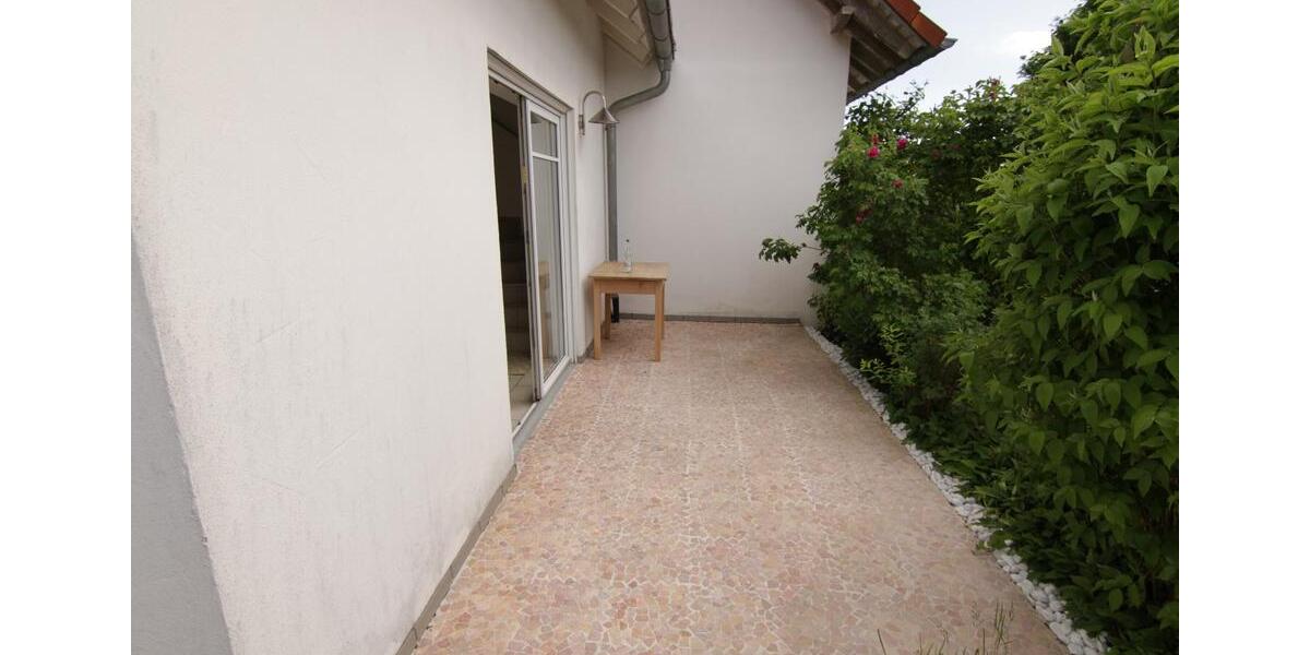 Etagenwohnung Ellwangen (Jagst) - 2 Zimmer, 60 m&sup2;, 630&euro; | Angebot:24456398