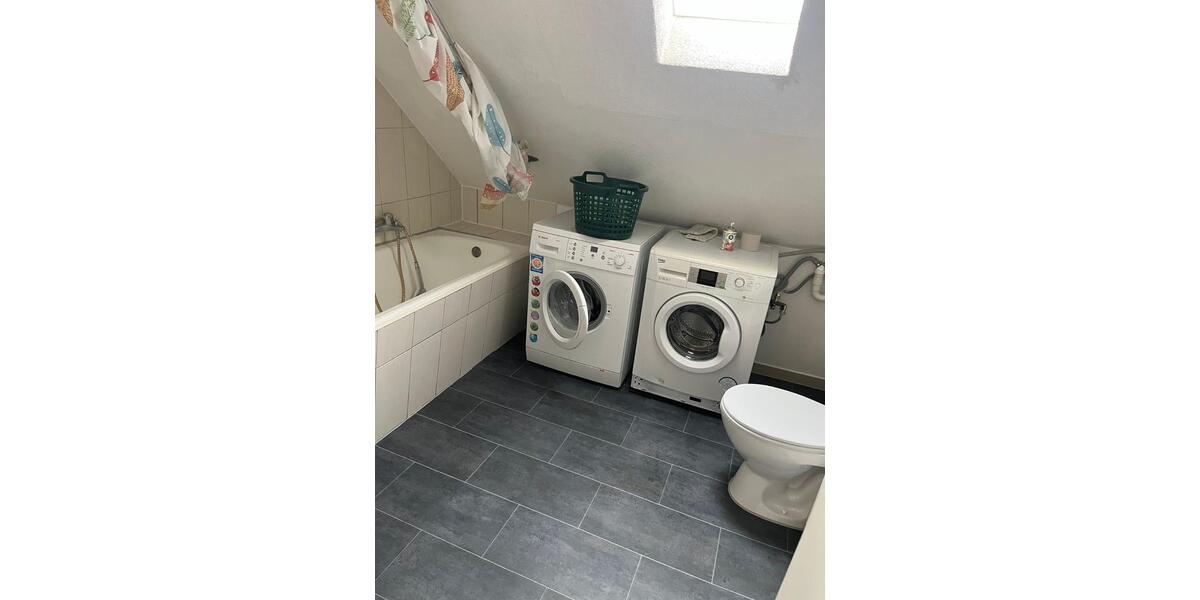 Wohnen auf Zeit Aalen - 4 Zimmer, 110 m&sup2;, 12&euro; | Angebot:24660794