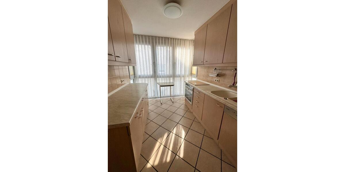 Etagenwohnung Dossenheim - 3 Zimmer, 125 m&sup2;, 1.800&euro; | Angebot:26030736