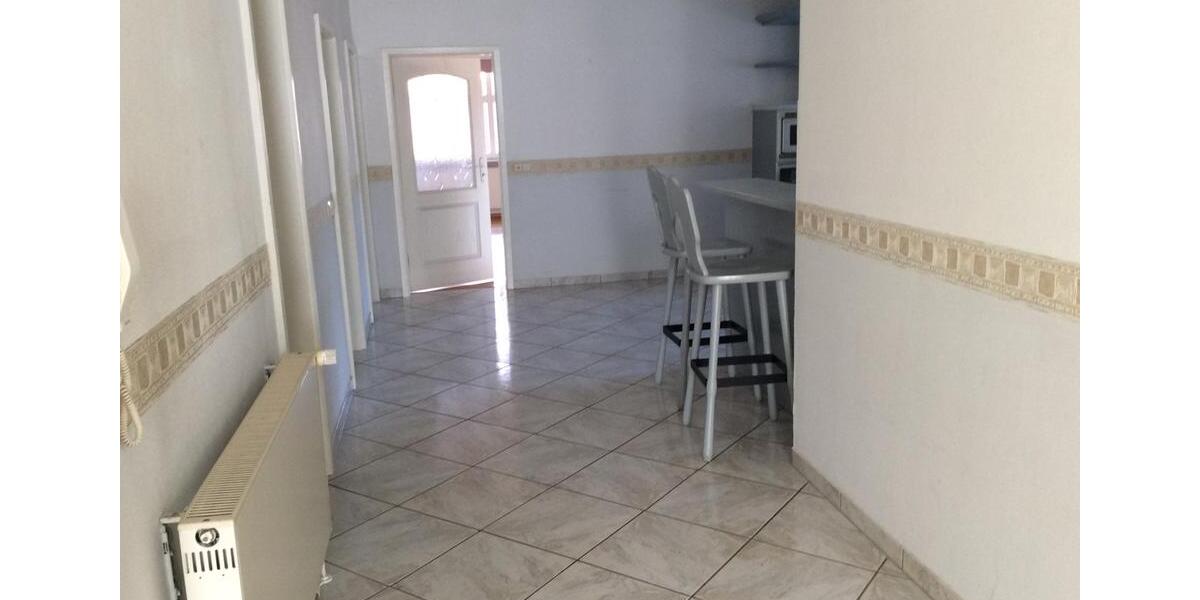 Etagenwohnung Diesdorf - 5 Zimmer, 136 m&sup2;, 690&euro; | Angebot:24487759